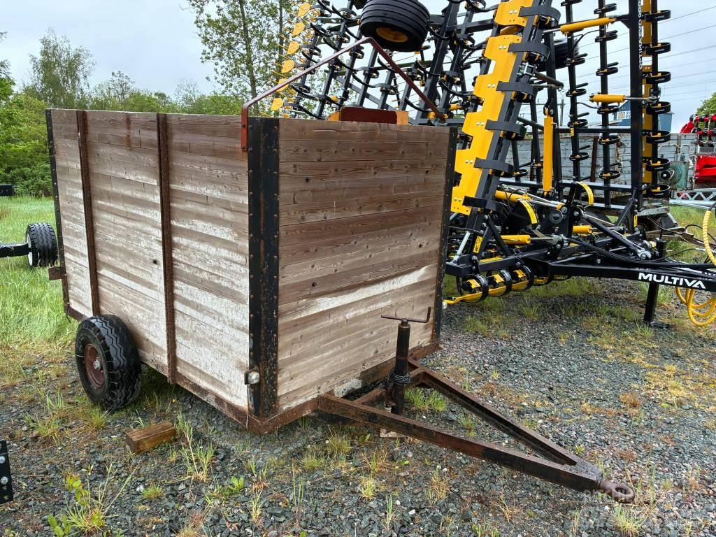  Djurkärra enkel Inne przyczepy