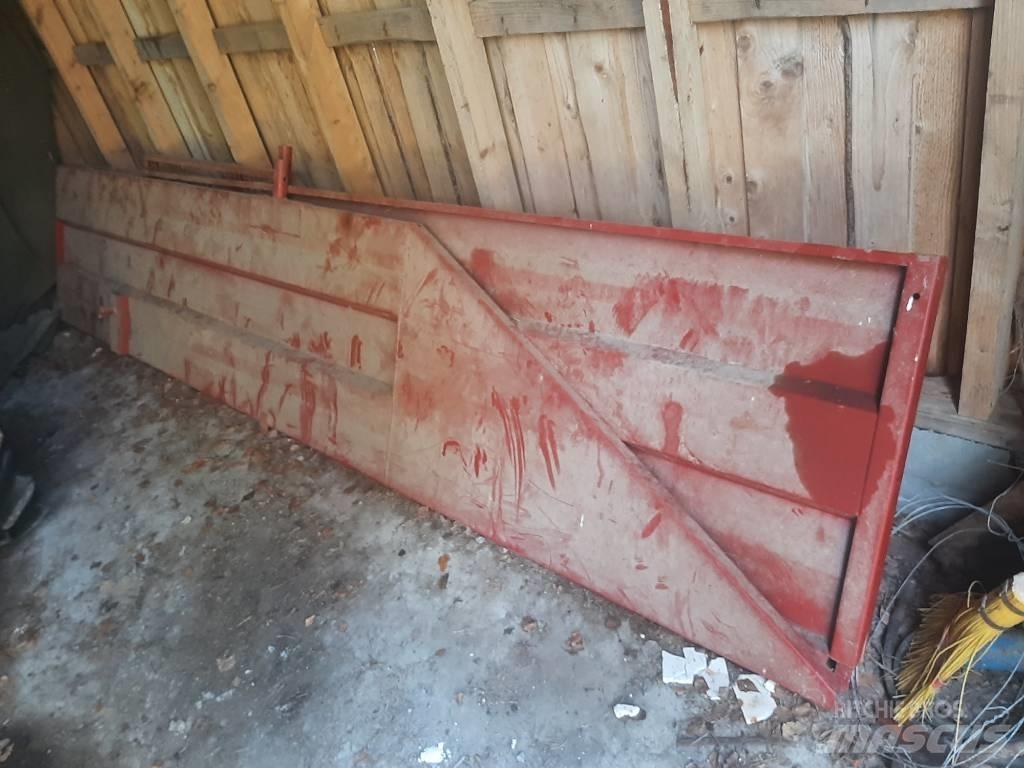 Tuhti Rehulaidat M90 Inne przyczepy