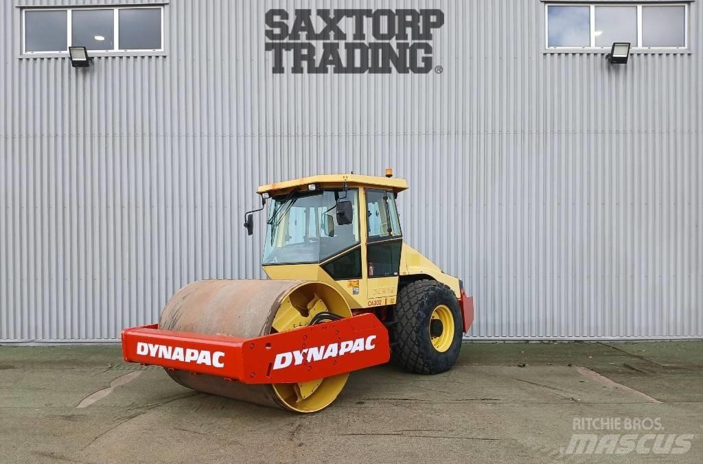 Dynapac CA302 D, Vält Walce jednobębnowe