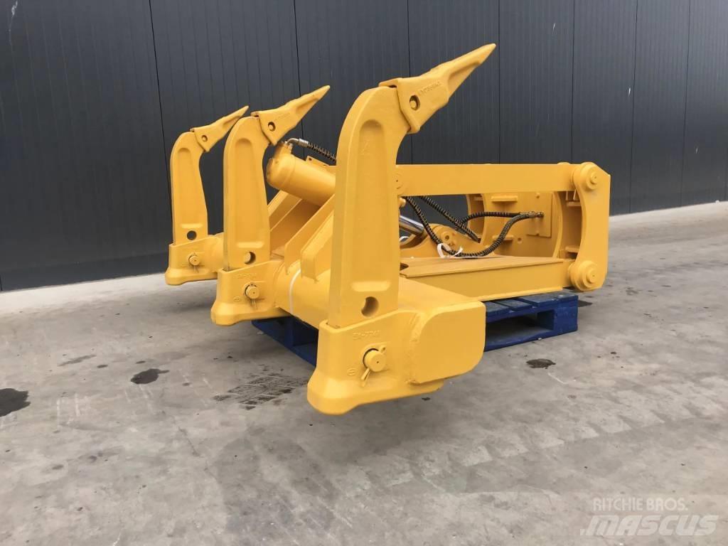 Komatsu D65 Spulchniarki