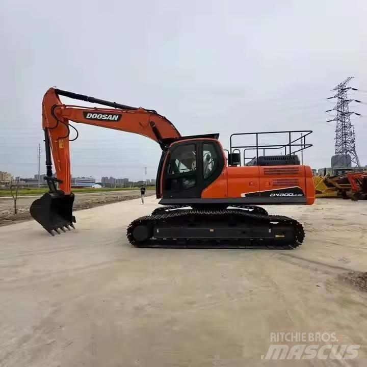Doosan DX300LC Koparki gąsienicowe