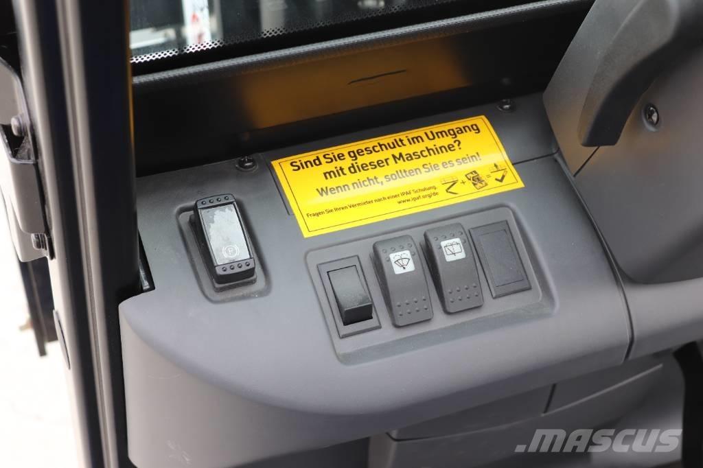 Mitsubishi FB20PN Wózki elektryczne