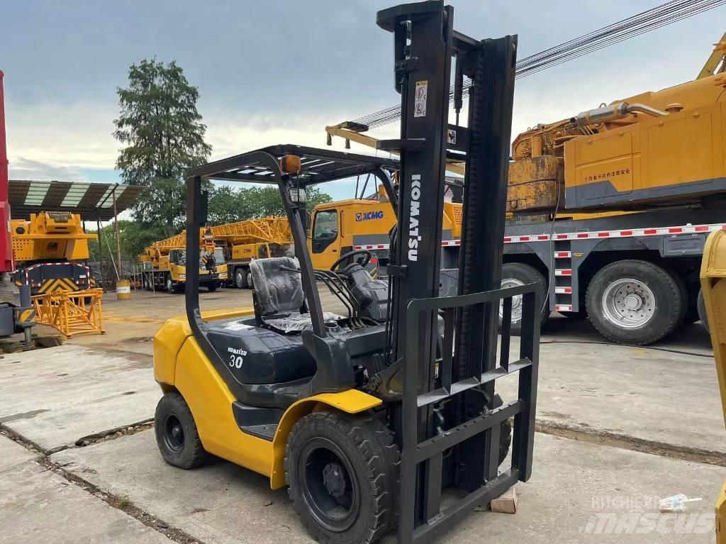Komatsu FD 30 T-14 Wózki Diesla