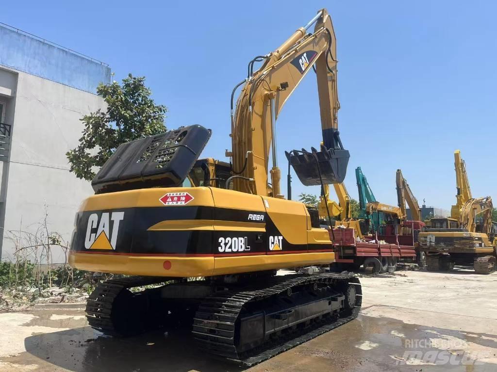 CAT 320 B L Koparki gąsienicowe