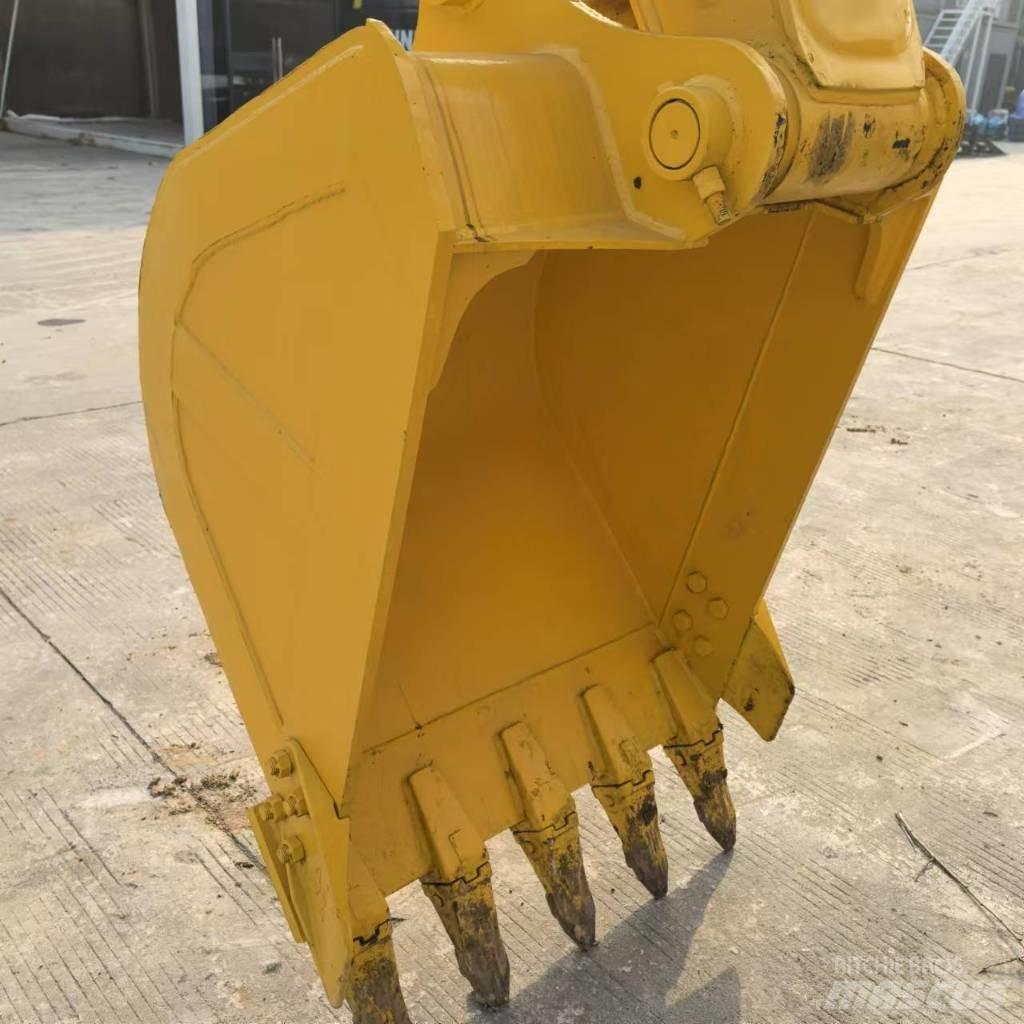 Komatsu PC 130 Koparki gąsienicowe
