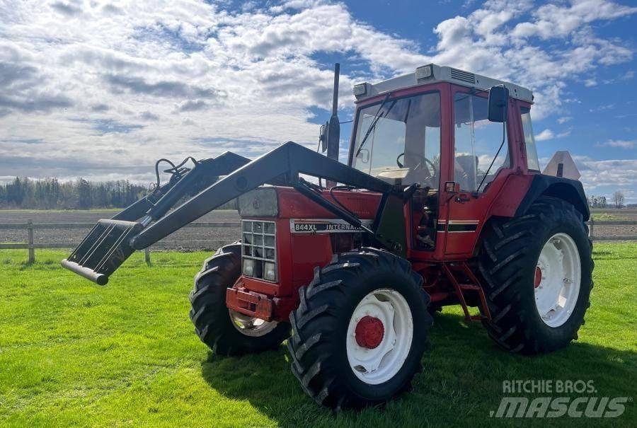 Case IH 844 XL Ciągniki rolnicze
