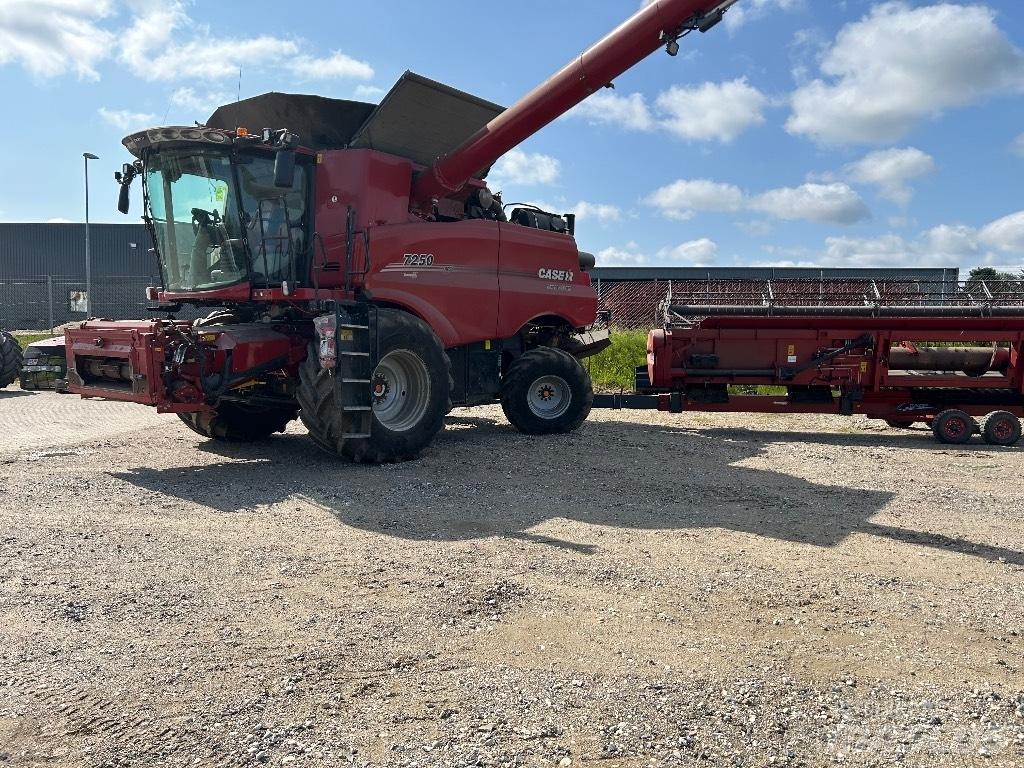 Case IH 7250 Kombajny zbożowe