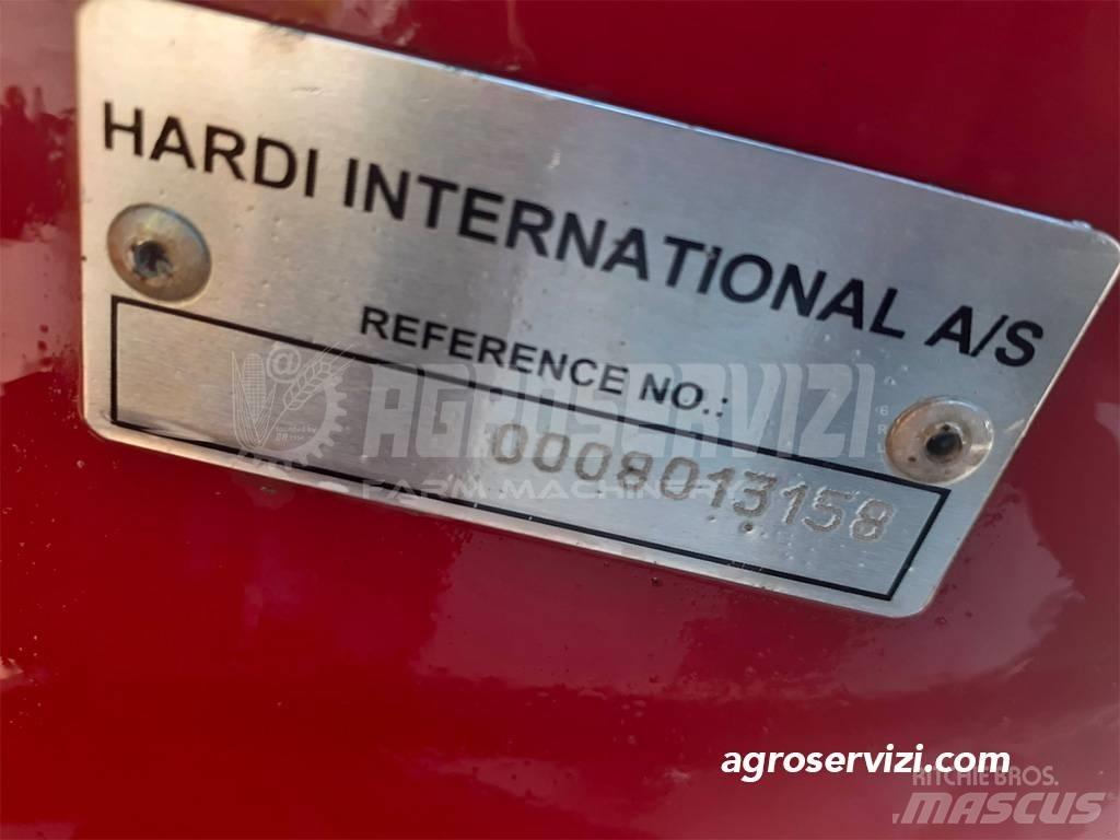 Hardi Master NUM. 075 Zamontowane opryskiwacze