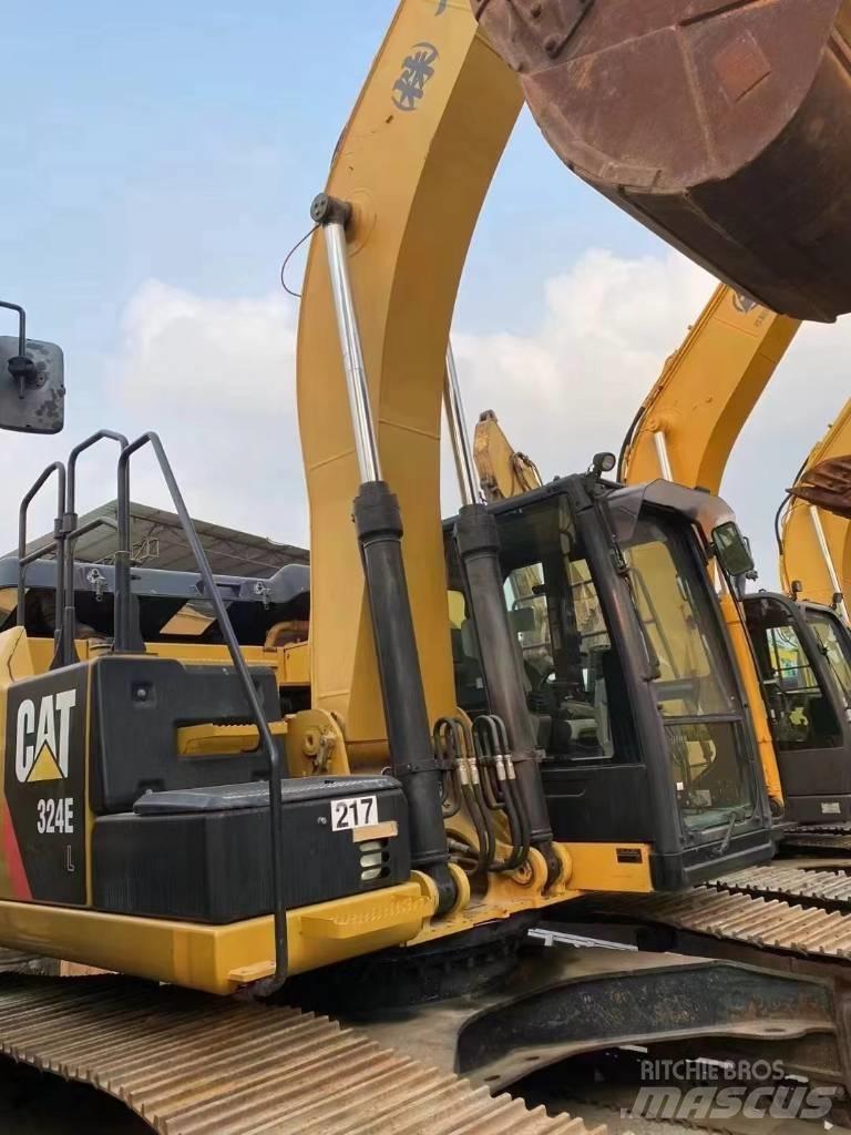 CAT 324 E Koparki gąsienicowe