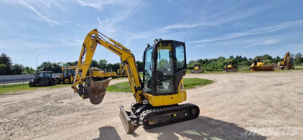Komatsu PC 26 MR Minikoparki