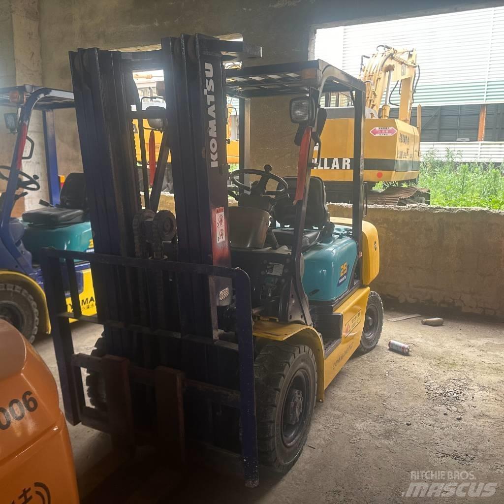 Komatsu F25T-14 Wózki Diesla