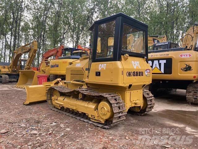 CAT D 5 G Spycharki gąsienicowe