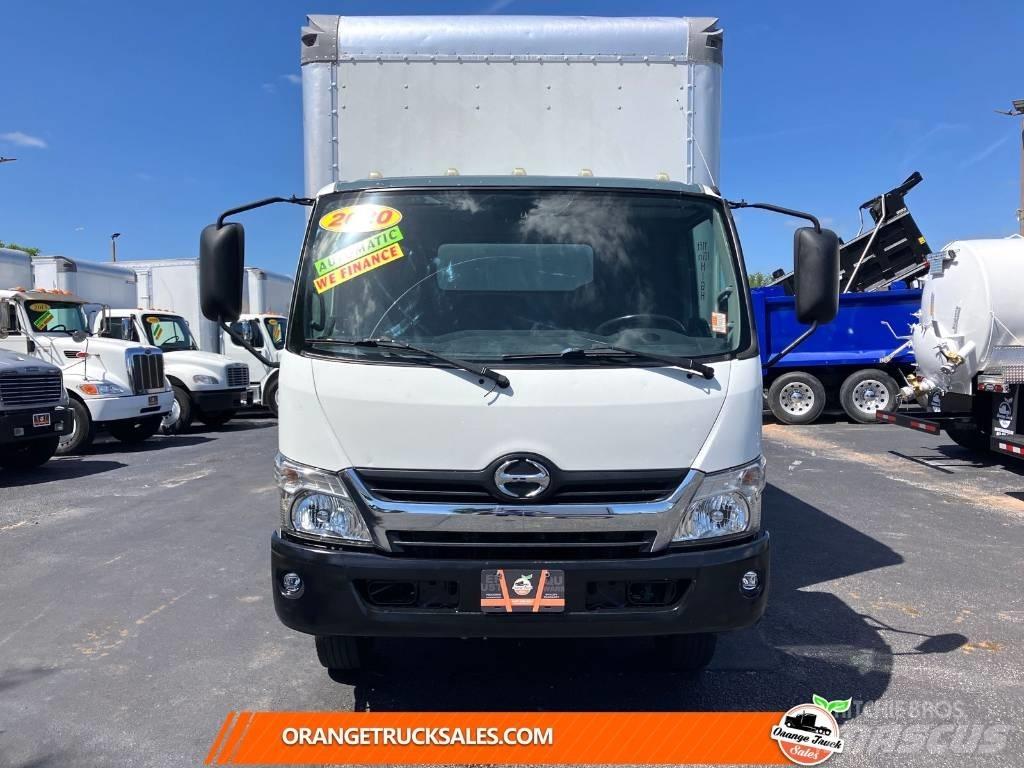 Hino 195 Samochody ciężarowe ze skrzynią zamkniętą