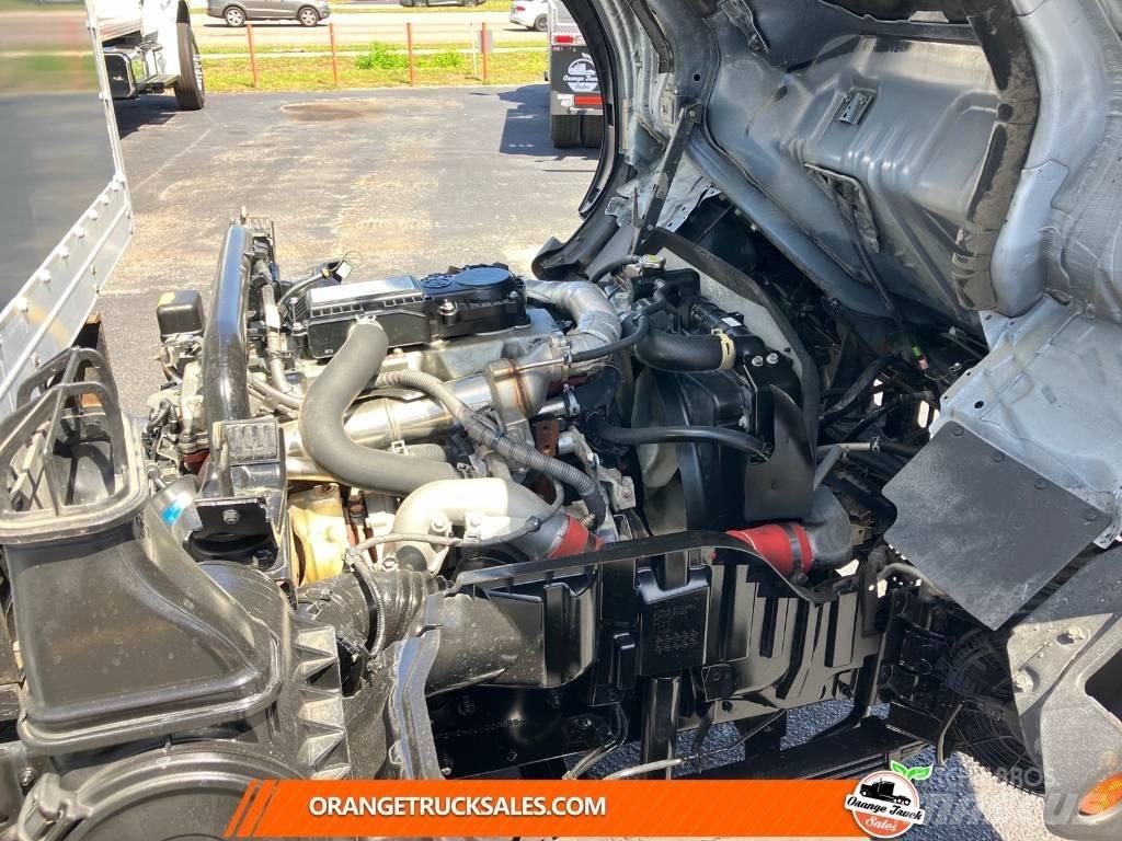Hino 195 Samochody ciężarowe ze skrzynią zamkniętą