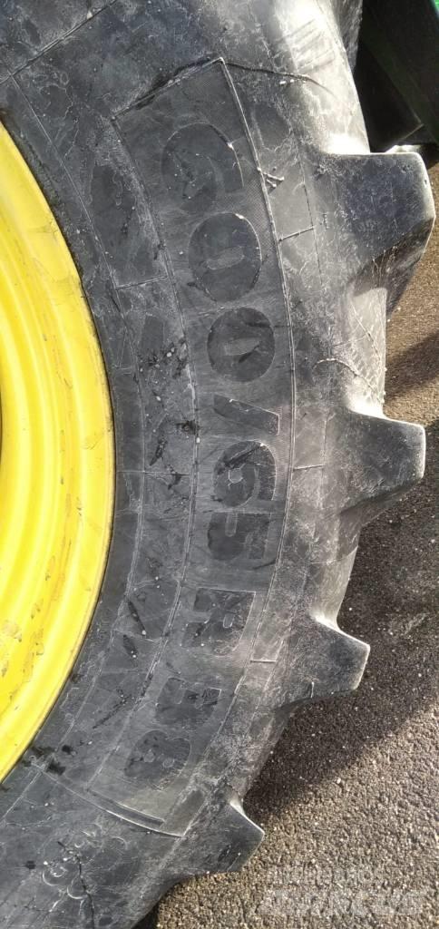 John Deere 6105 RC Ciągniki rolnicze