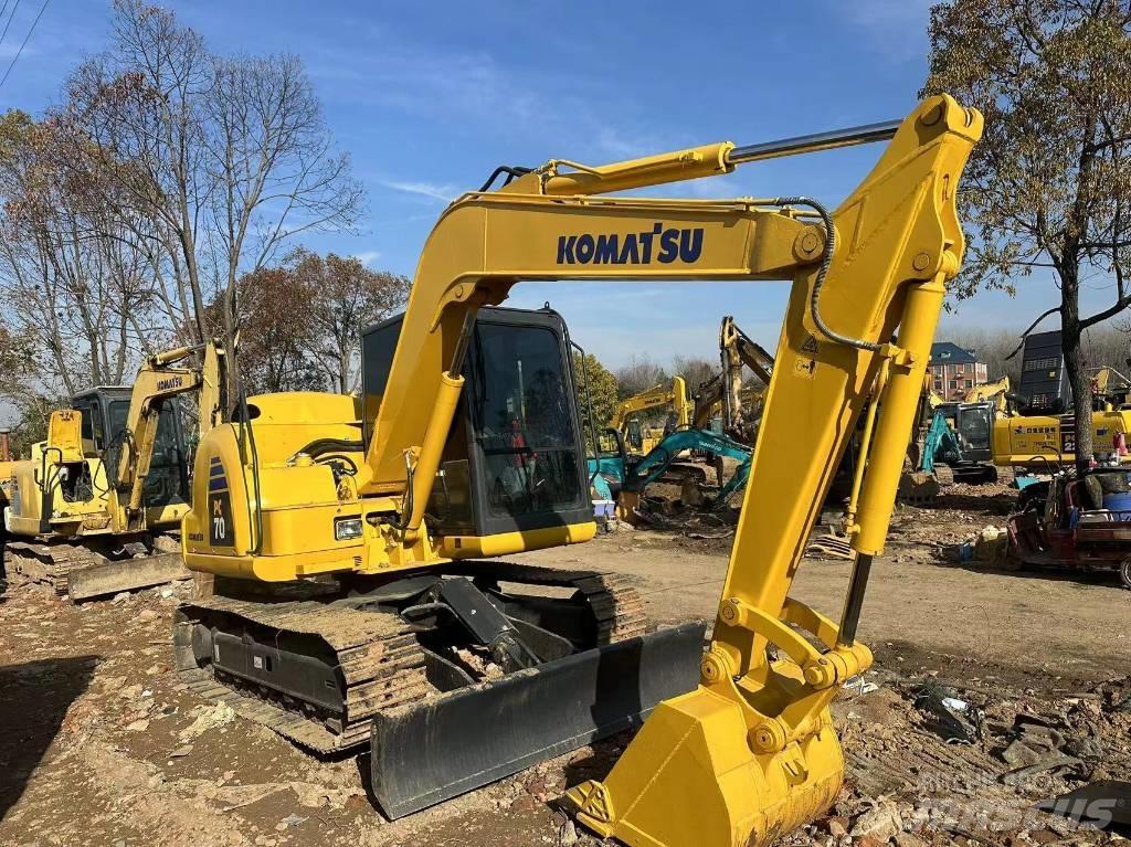 Komatsu PC 70 Midikoparki  7t - 12t