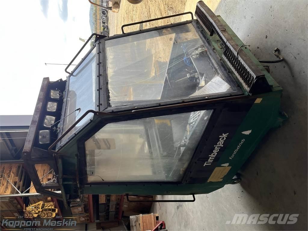 Timberjack 1270 Kabiny i wnętrze