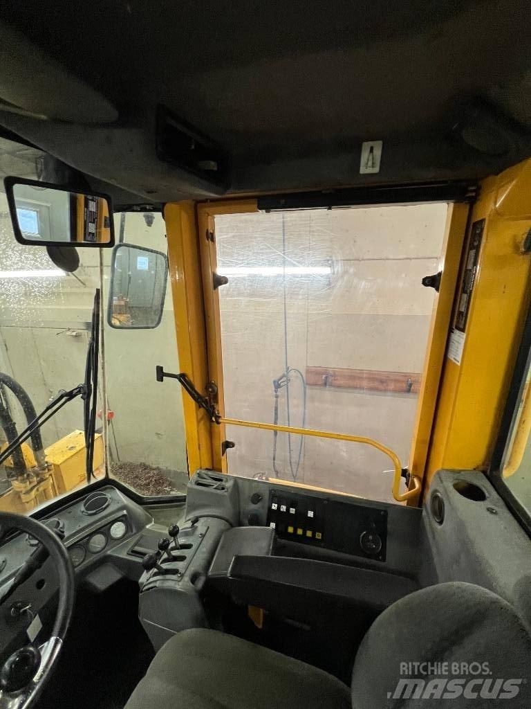 Volvo L90 B Ładowarki kołowe