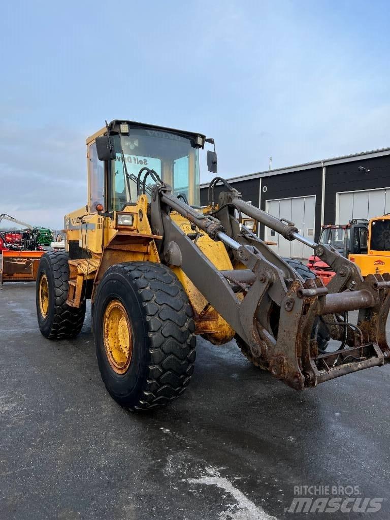 Volvo L90 B Ładowarki kołowe