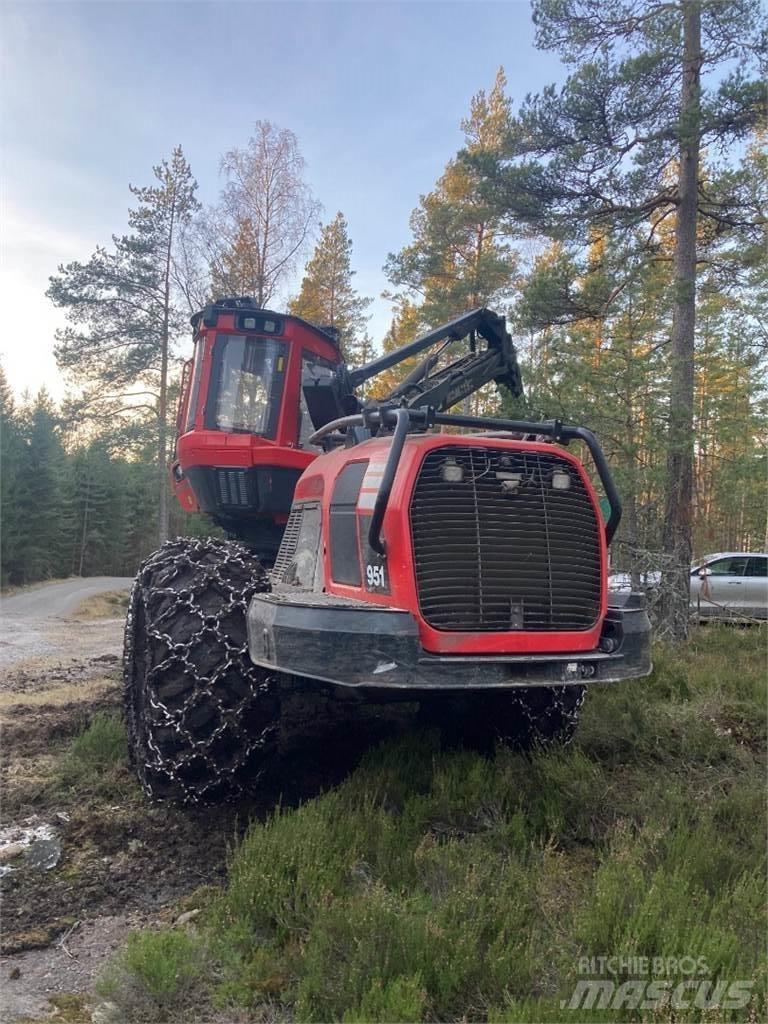 Komatsu 951 Harwestery