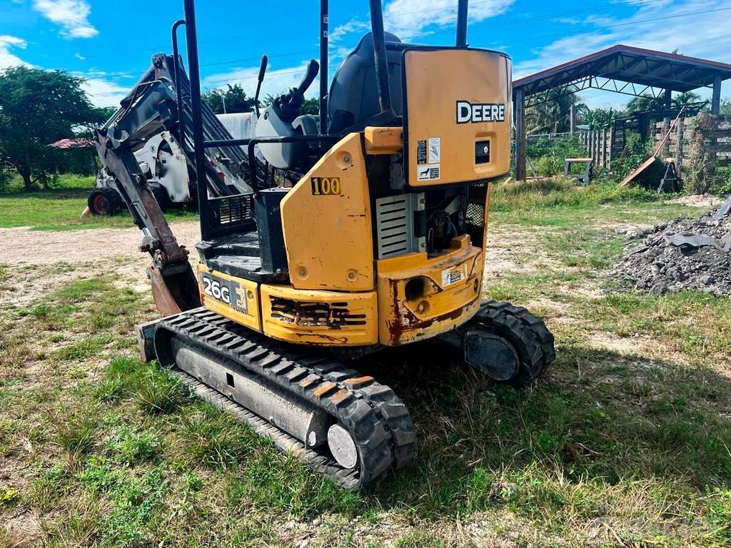 John Deere 26G Minikoparki