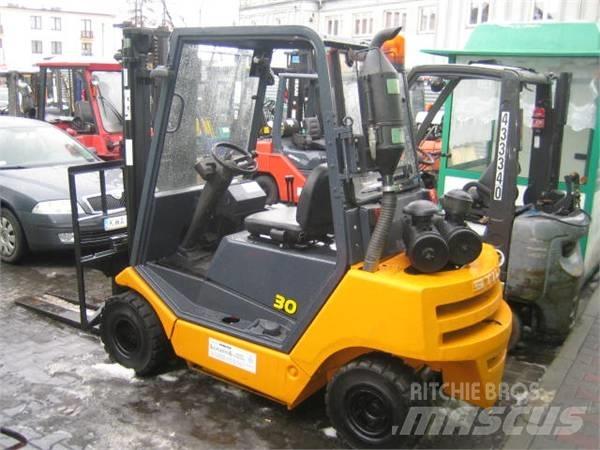 Still R70-30T Wózki Diesla