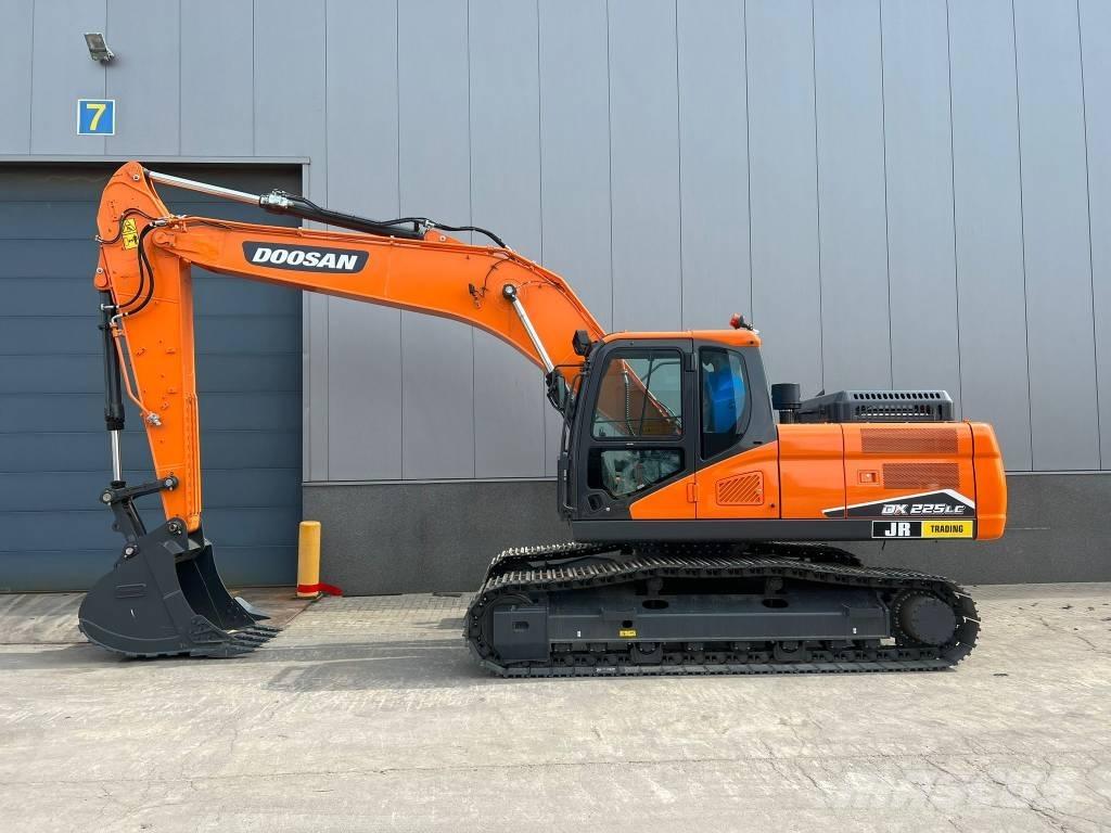 Doosan DX 225 LC-7M Koparki gąsienicowe