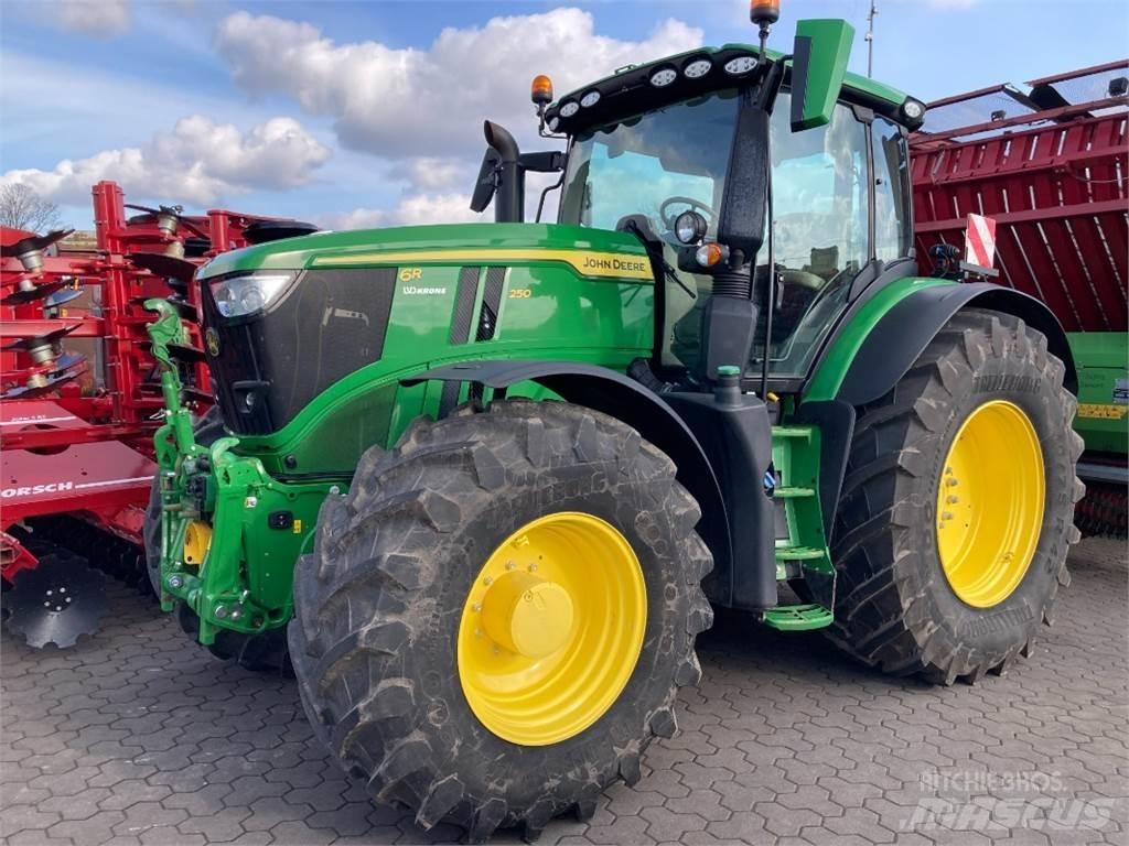 John Deere 6R250 Ciągniki rolnicze