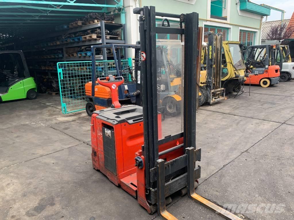 Linde L12AC V-3818 Samojezdne maszyny do załadunku
