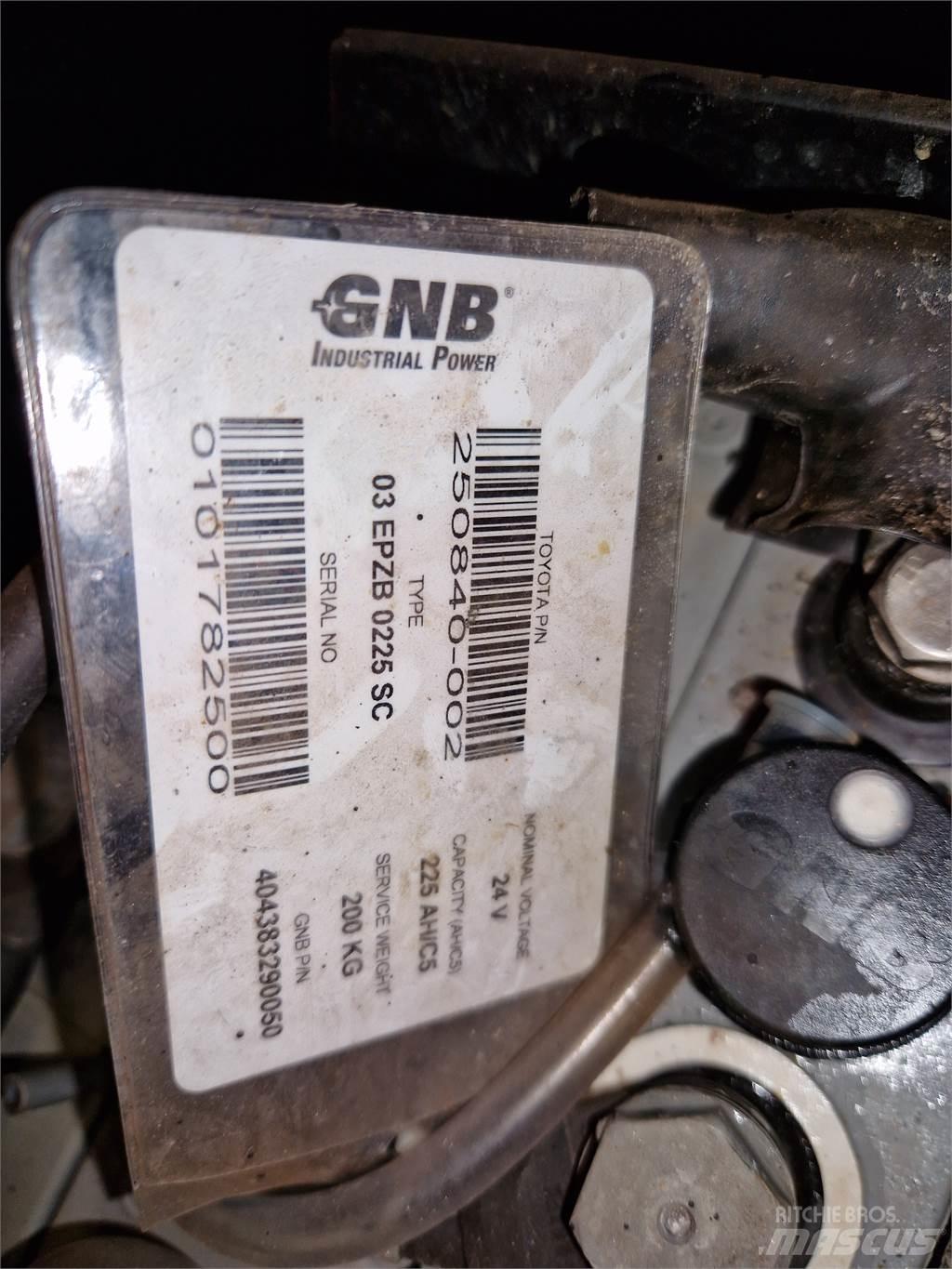 Toyota SWE200D Wózki widłowe unoszące z platformą dla operatora