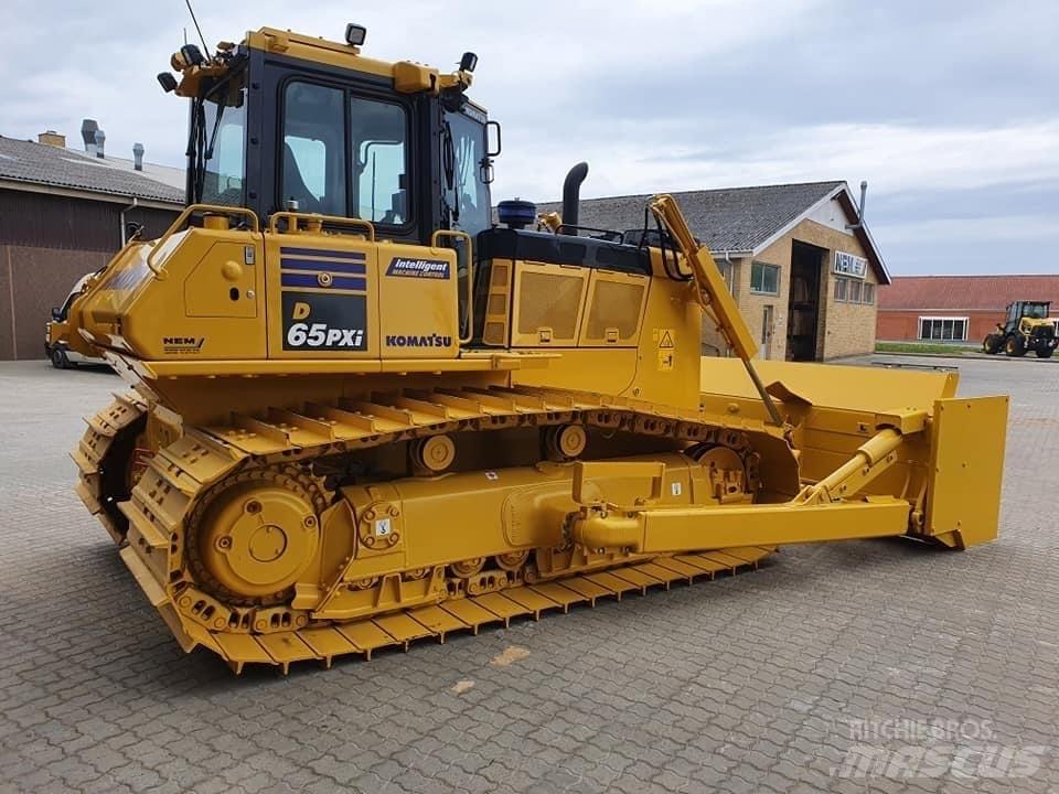 Komatsu D 65 PX-17 Spycharki gąsienicowe