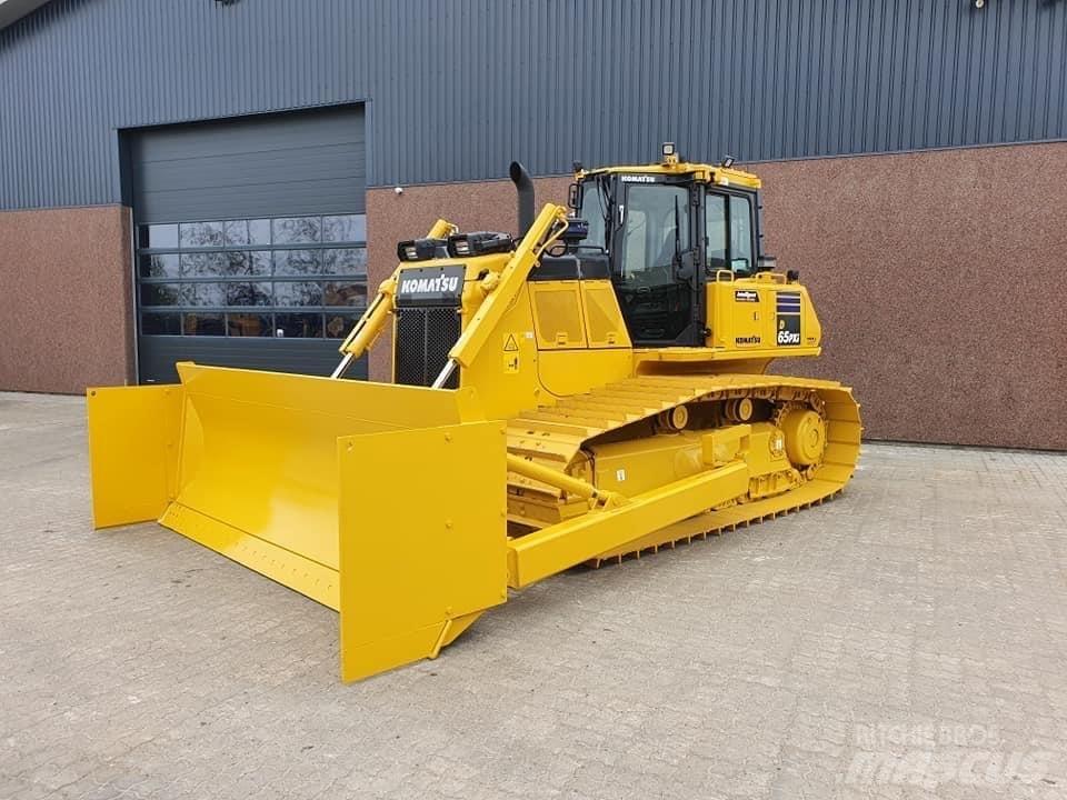 Komatsu D 65 PX-17 Spycharki gąsienicowe