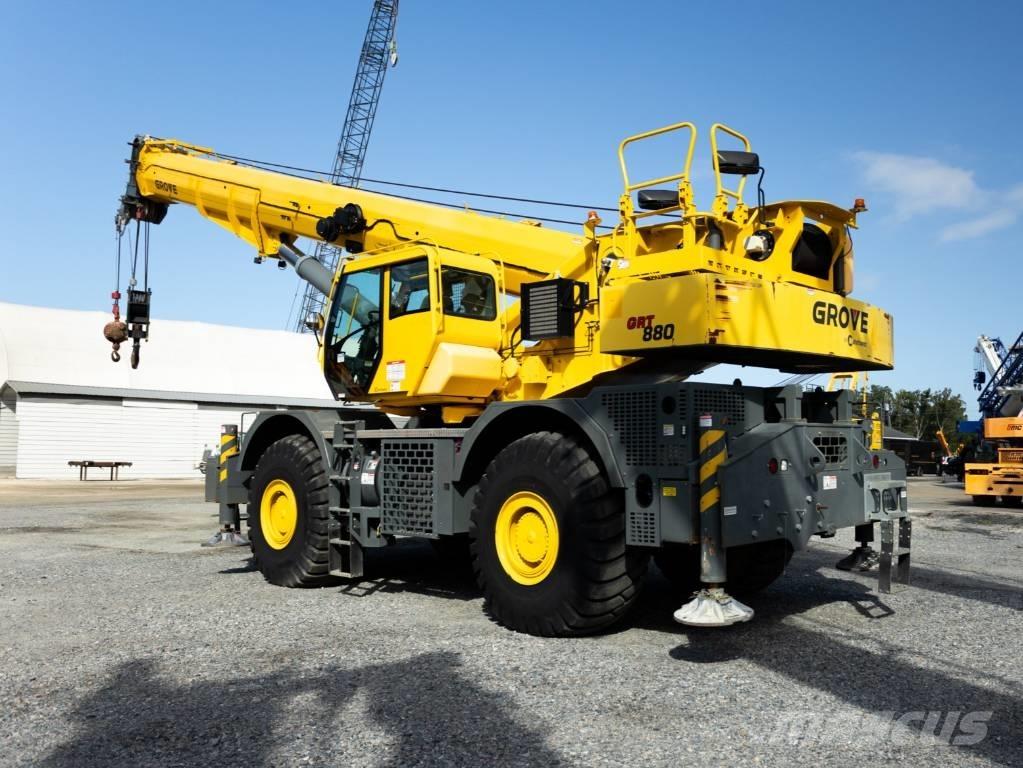 Grove GRT 880 Żurawie terenowe