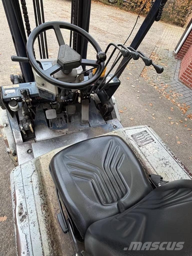 Komatsu FD30T-11E Wózki Diesla