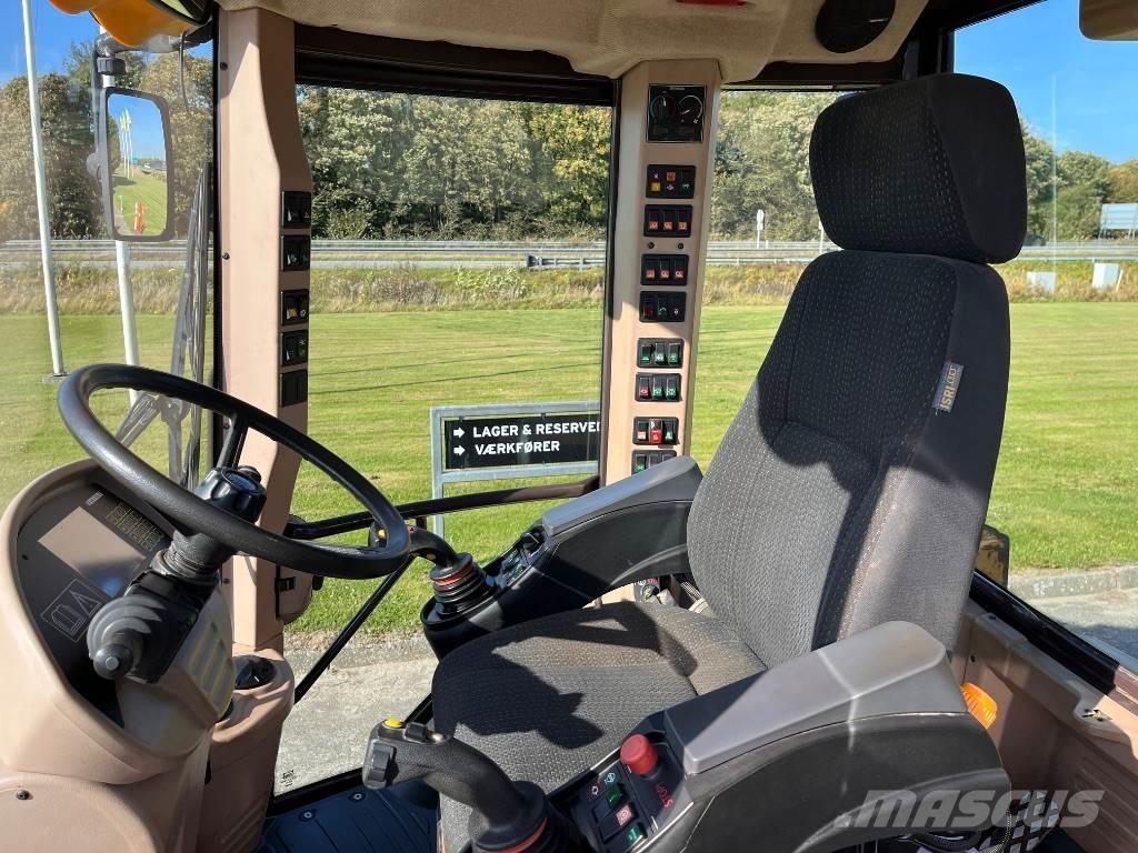 Hydrema 906D ESD Koparko-ładowarki