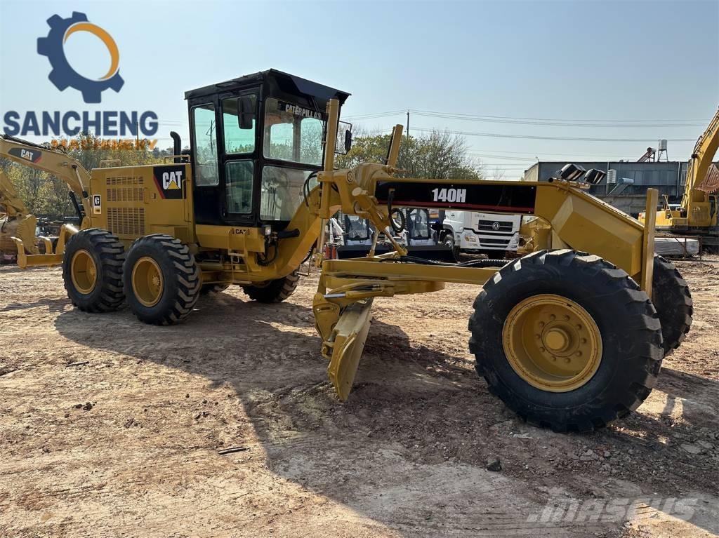 CAT 140H Równiarki