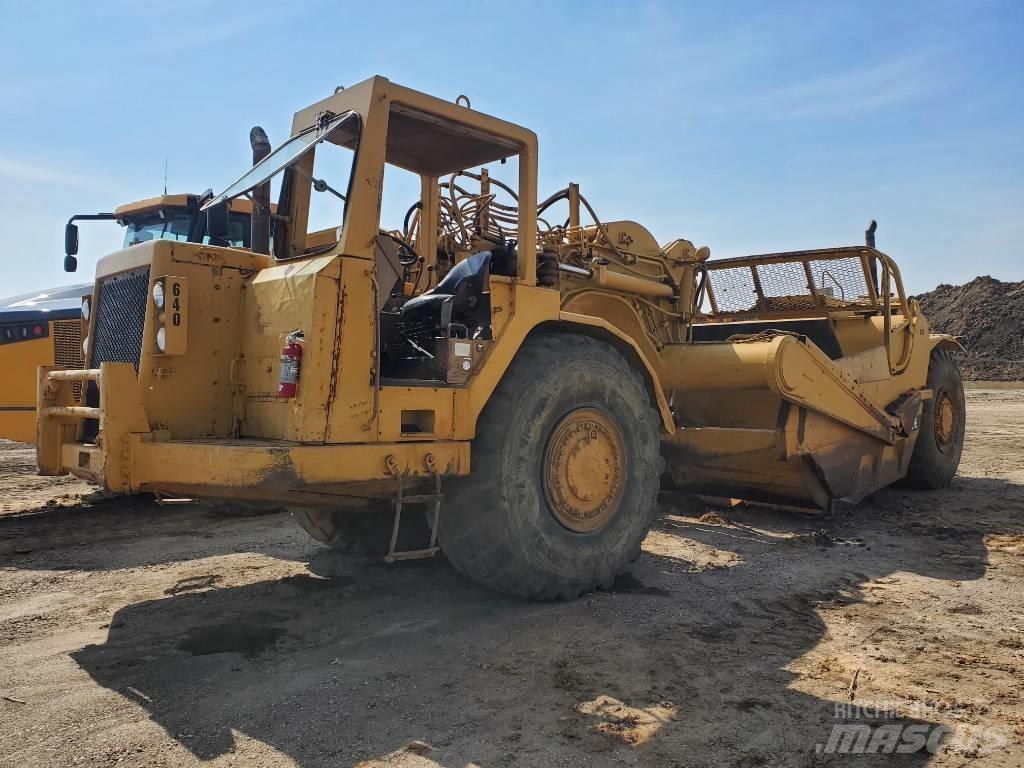 CAT 627 E Skrobaki