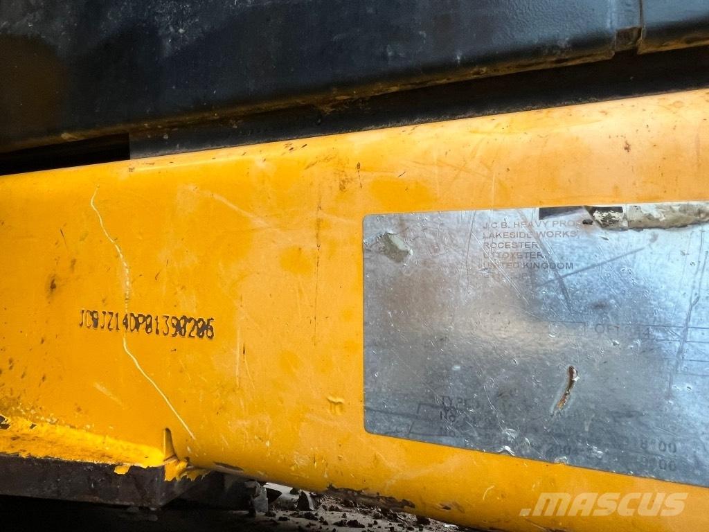 JCB JZ140 with blade Koparki gąsienicowe