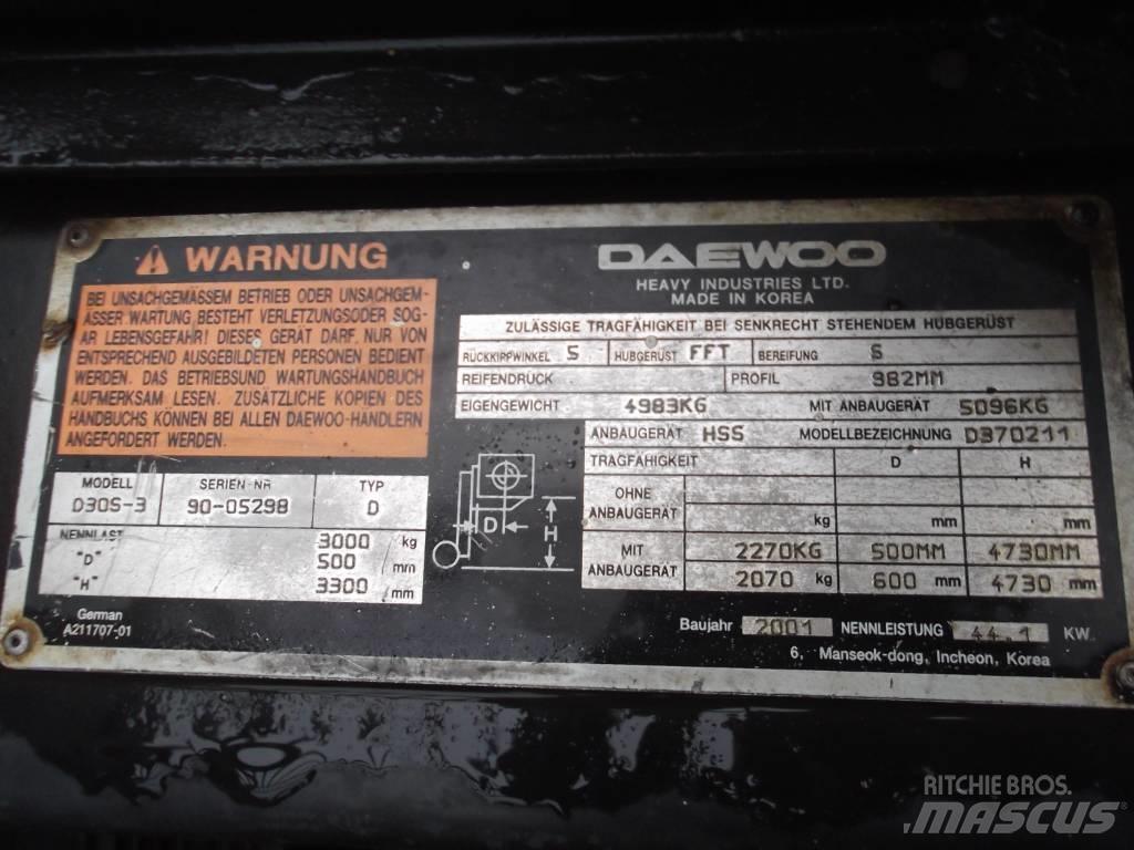 Daewoo D30S3 V-2372 Wózki Diesla