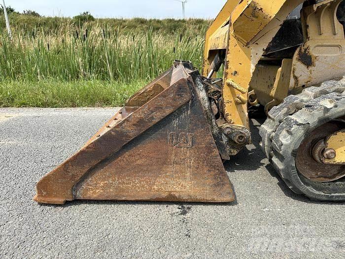 CAT 239D Ładowarki gąsienicowe