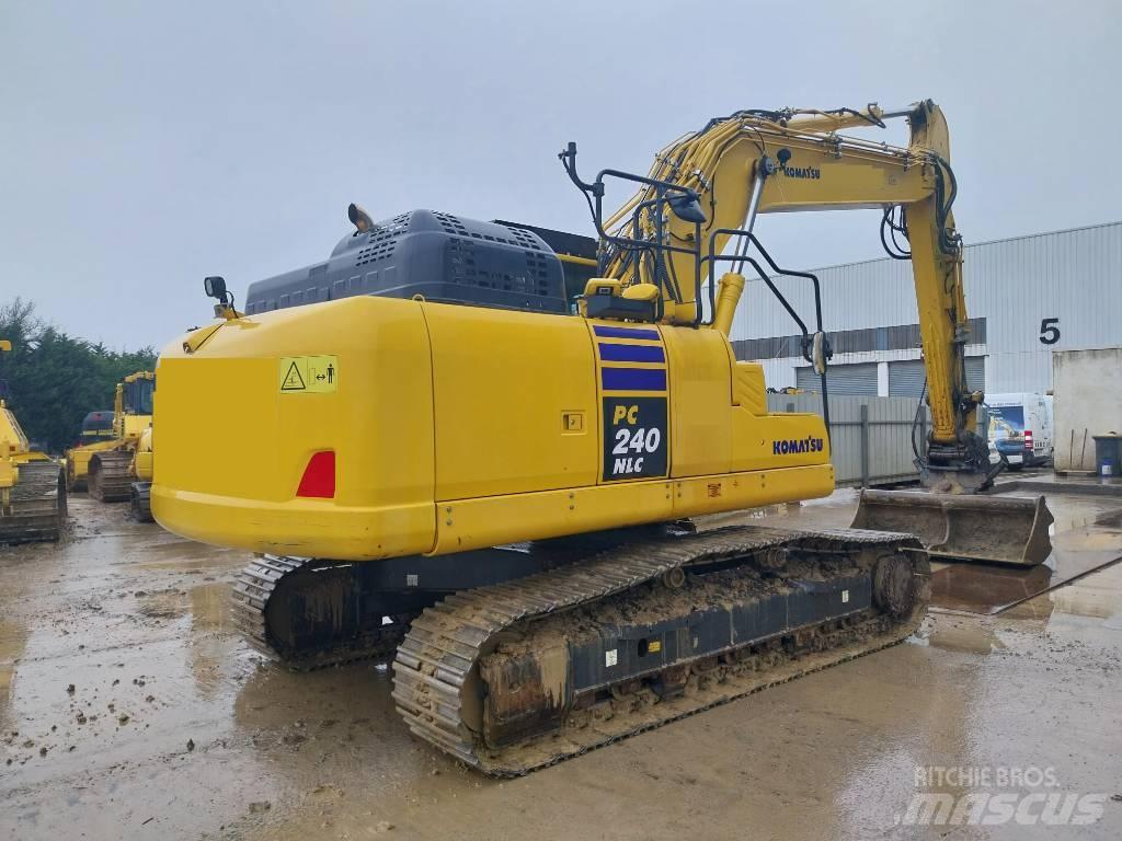 Komatsu PC240NLC-11 Koparki gąsienicowe