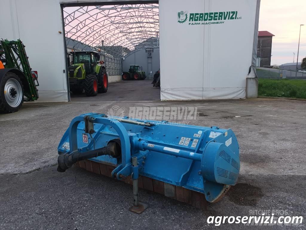 Nobili BK 230 Kombajny silosowe
