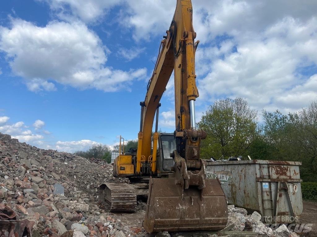 JCB JS 240 LC Koparki gąsienicowe