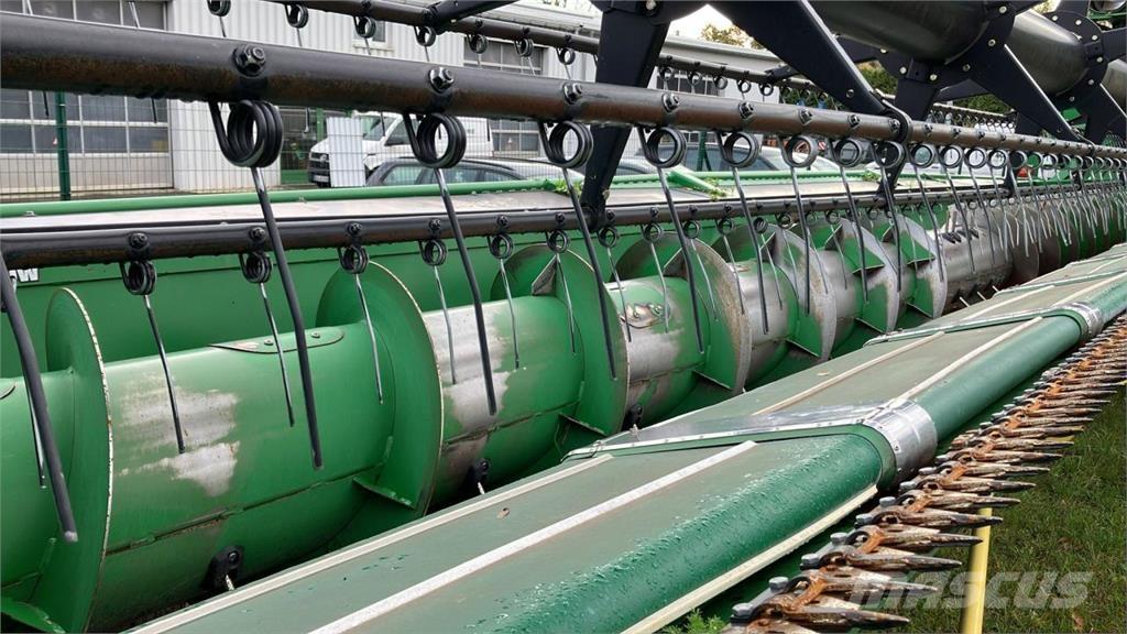 John Deere S680 Kombajny zbożowe