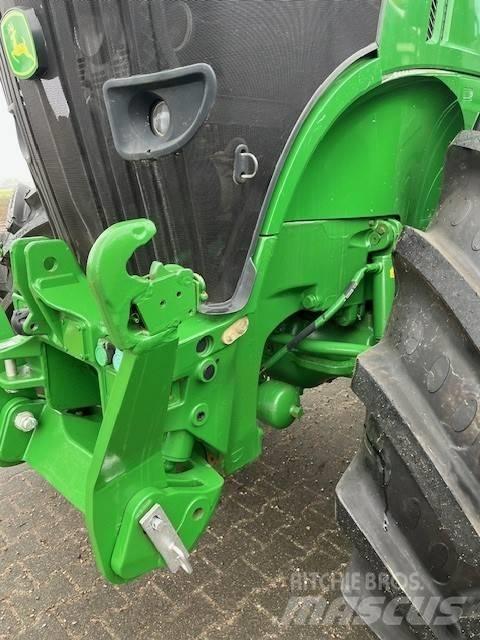 John Deere 7230 R Ciągniki rolnicze