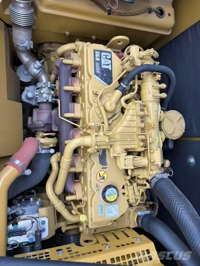 CAT 320 E Koparki gąsienicowe