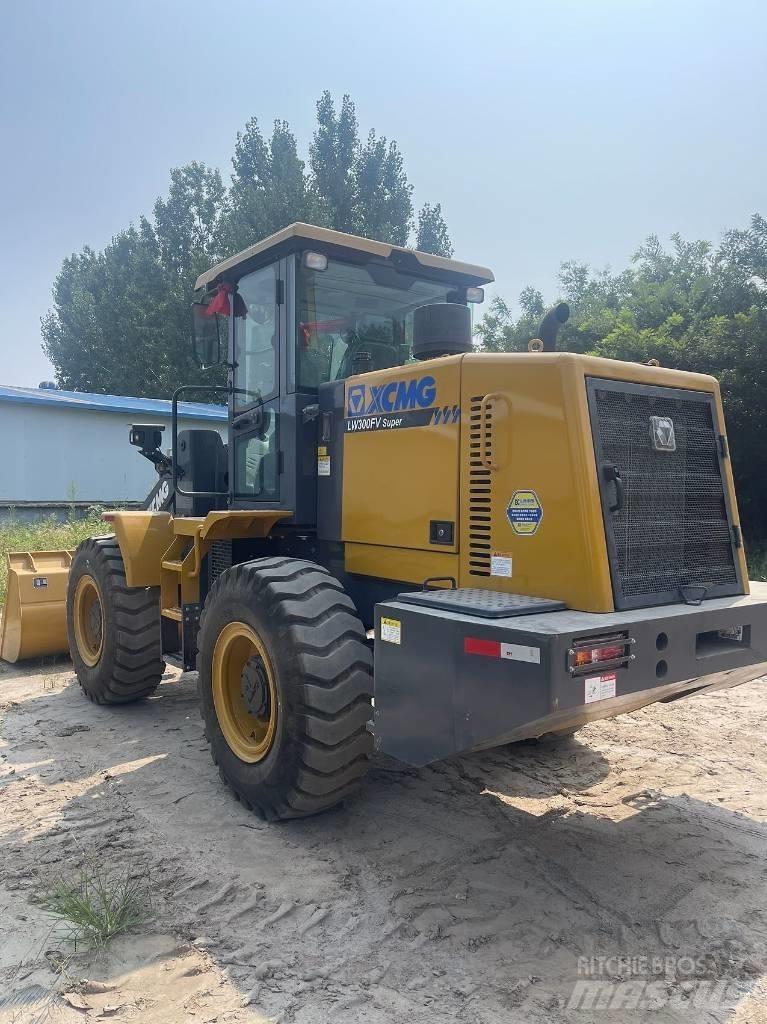 XCMG LW 300 FV Ładowarki kołowe