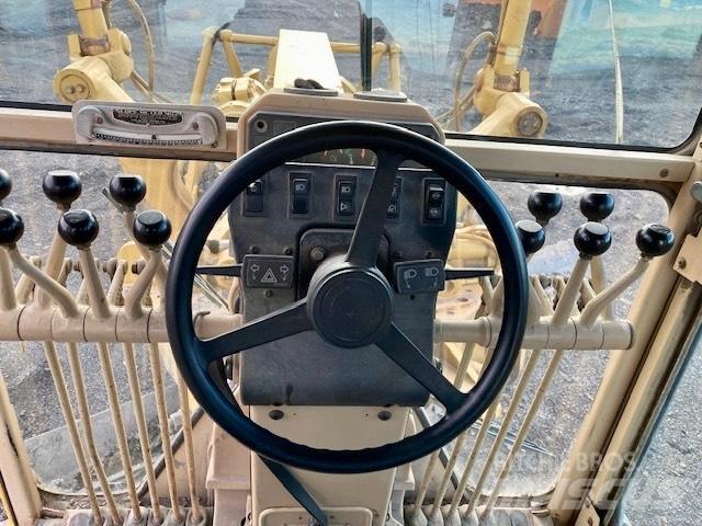CAT 140 H Równiarki