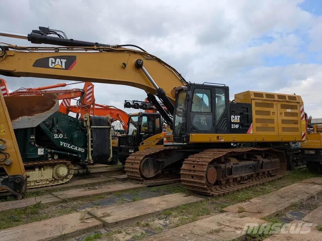 CAT 374F Koparki gąsienicowe