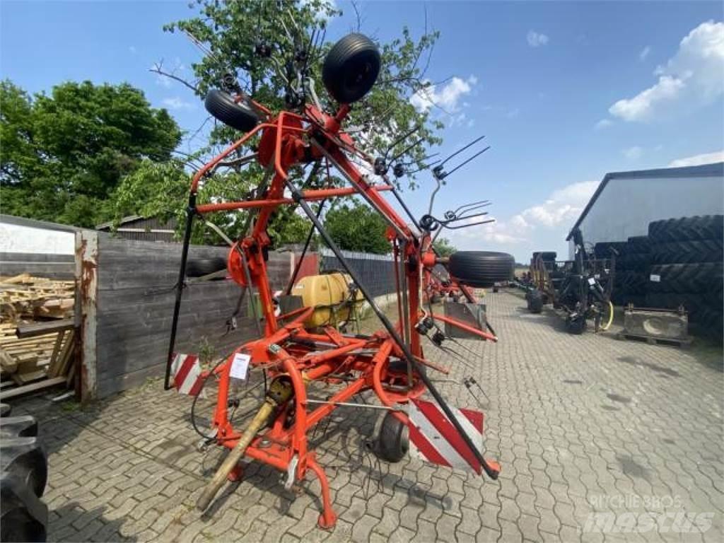 Fella TH 800 Zgrabiarki i przetrząsacze